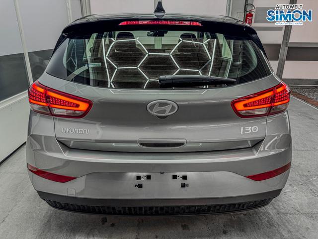 Hyundai i30 STYLE NAVI LED RFK PDC 