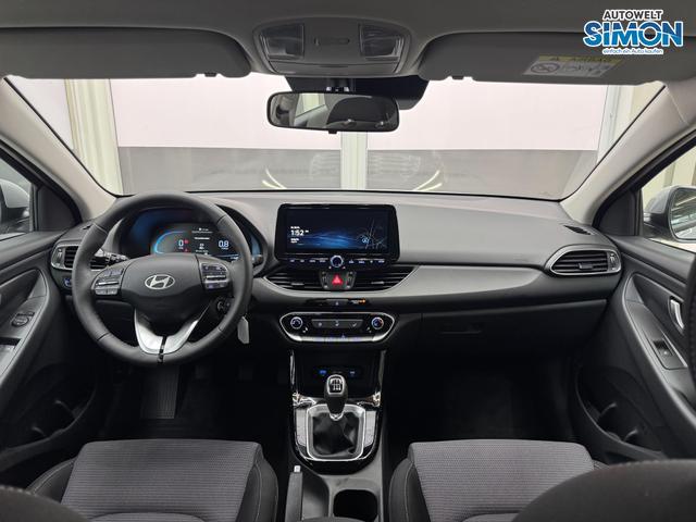 Hyundai i30 STYLE NAVI LED RFK PDC 
