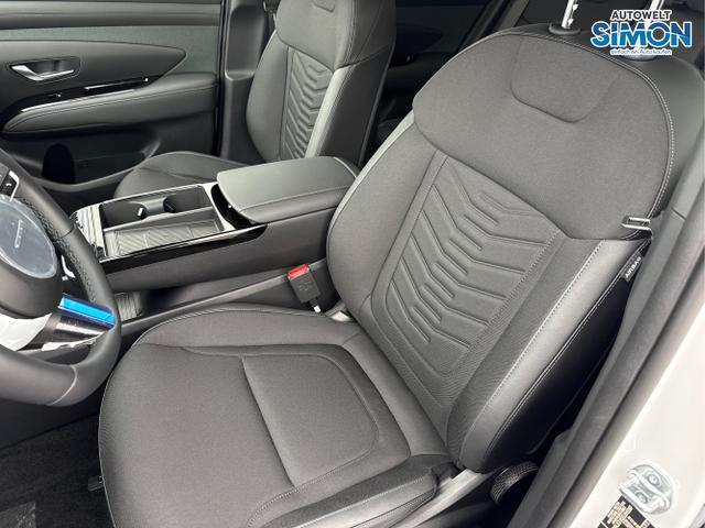 Hyundai / TUCSON / Weiß /  /  / MHEV DCT ACC SHZ 360 MATRIX KRELL  
