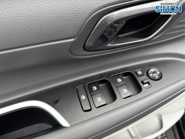 Hyundai / BAYON / Schwarz /  /  / DCT SHZ KLIMAAUTOMATIK PDC NAVI RFK