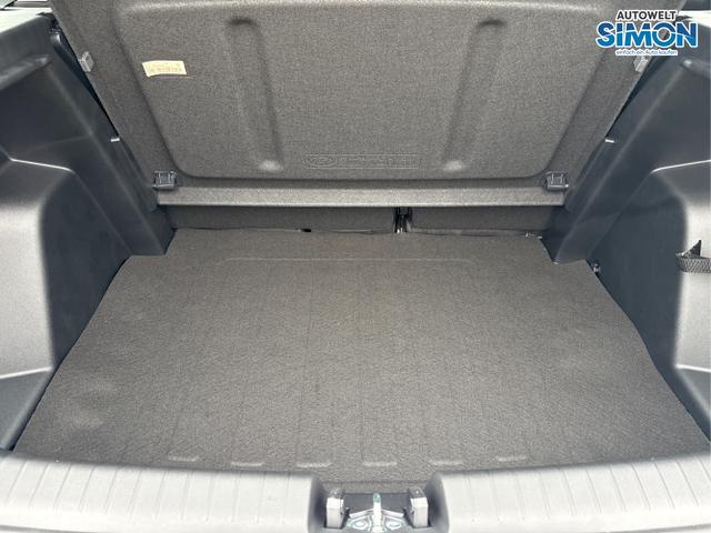 Hyundai / BAYON / Weiß /  /  / NAVI RFK PDC TEMPOMAT 