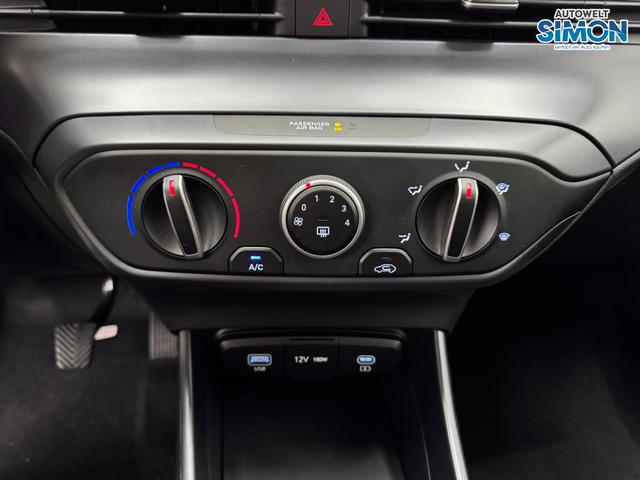 Hyundai BAYON LIFE FL NAVI RFK PDC TEMPOMAT 