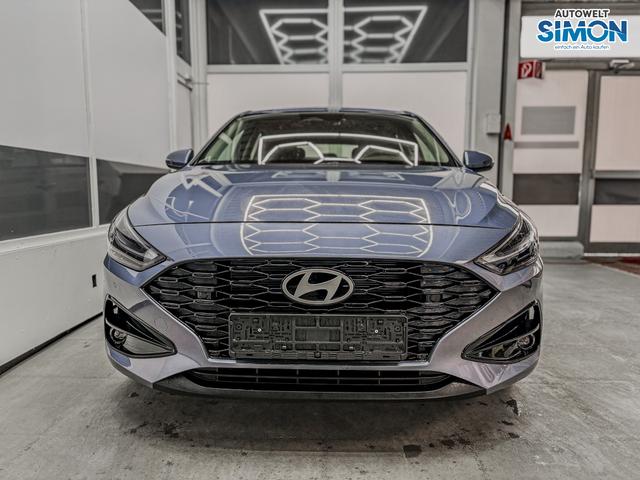 Hyundai i30 STYLE NAVI LED RFK PDC 