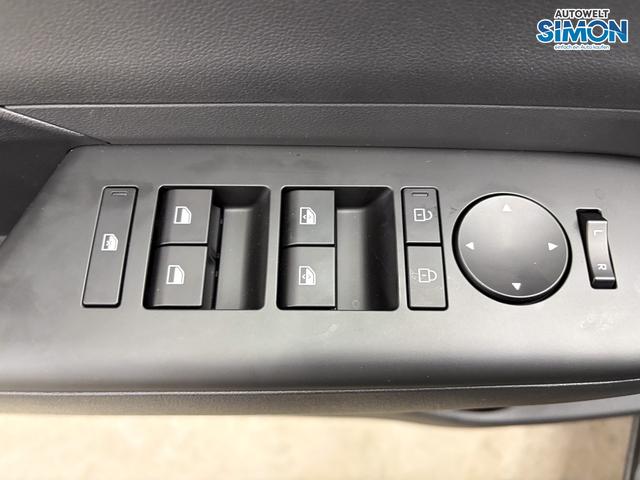 Hyundai KONA STYLE PLUS DCT SHZ ACC NAVI RFK PDC 