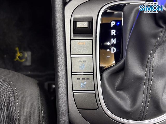 Hyundai KONA STYLE PLUS DCT SHZ ACC NAVI RFK PDC 