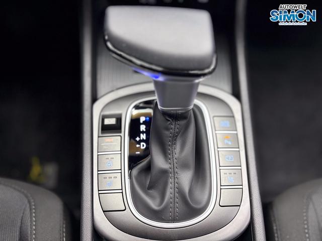 Hyundai KONA STYLE PLUS DCT SHZ ACC NAVI RFK PDC 