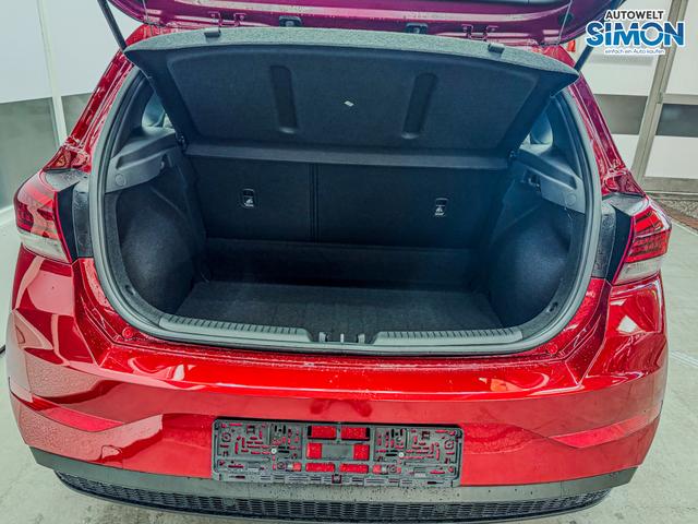 Hyundai i30 STYLE NAVI LED RFK PDC 