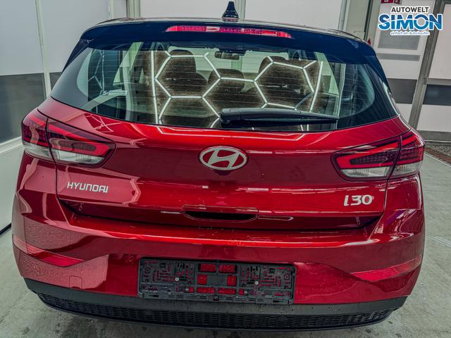 Hyundai i30 STYLE NAVI LED RFK PDC 