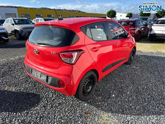 Hyundai / i10 / Rot /  /  / 