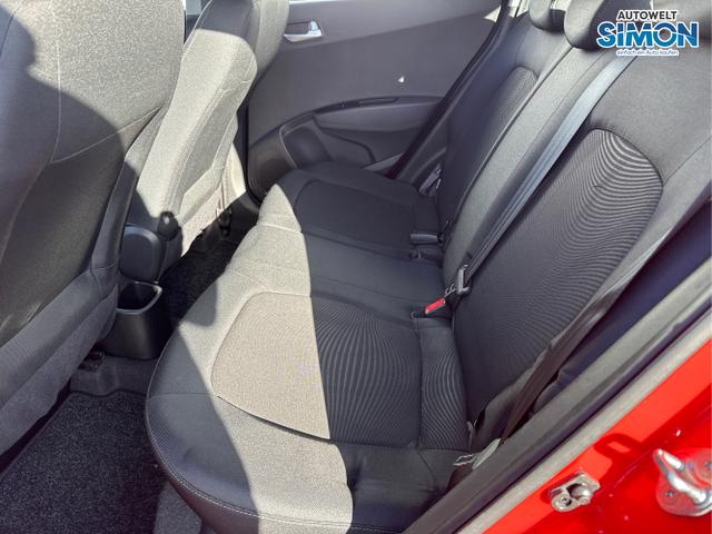 Hyundai / i10 / Rot /  /  / 