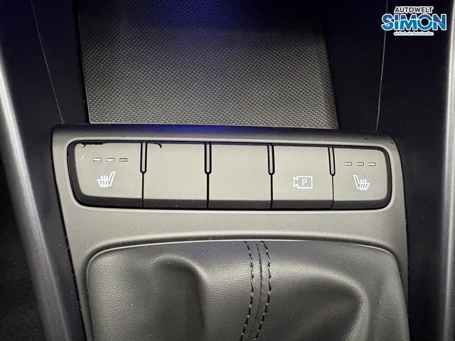 Hyundai BAYON COMFORT FL SHZ LED NAVI RFK PDC TEMPOMAT 