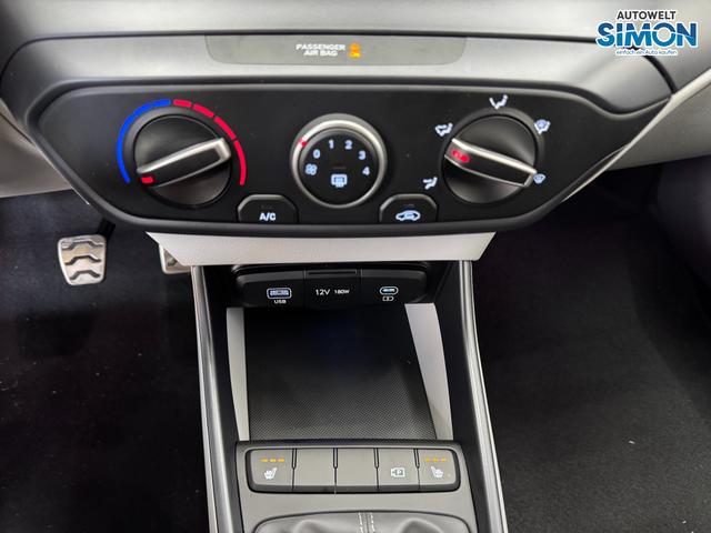 Hyundai BAYON COMFORT FL SHZ LED NAVI RFK PDC TEMPOMAT 