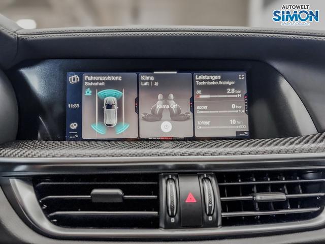 Alfa Romeo Stelvio QUADRIFOGLIO VERDE AKRAPOVIC Technologie-Paket 