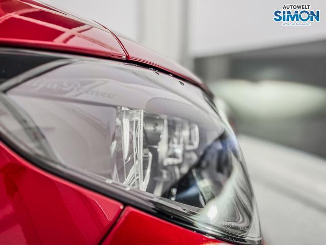 Alfa Romeo Stelvio QUADRIFOGLIO VERDE AKRAPOVIC Technologie-Paket 