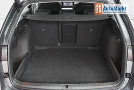 Skoda Octavia Combi Kombi 1,5 eTSI DSG mhev Selection -LAG. 