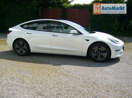 Tesla Model 3 Long Range AWD Allrad Dualmotor (366 KW/498 PS) W&auml;rmepumpe, Standheizung und K&uuml;hlung, Navi, 360&deg; Kamera, PDC vone u. hinten, 18 Zoll Alur&auml;der 