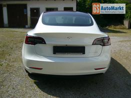 Tesla Model 3 Long Range AWD Allrad Dualmotor (366 KW/498 PS) W&auml;rmepumpe, Standheizung und K&uuml;hlung, Navi, 360&deg; Kamera, PDC vone u. hinten, 18 Zoll Alur&auml;der 