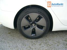 Tesla Model 3 Long Range AWD Allrad Dualmotor (366 KW/498 PS) W&auml;rmepumpe, Standheizung und K&uuml;hlung, Navi, 360&deg; Kamera, PDC vone u. hinten, 18 Zoll Alur&auml;der 