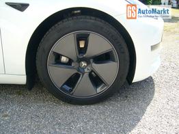 Tesla Model 3 Long Range AWD Allrad Dualmotor (366 KW/498 PS) W&auml;rmepumpe, Standheizung und K&uuml;hlung, Navi, 360&deg; Kamera, PDC vone u. hinten, 18 Zoll Alur&auml;der 