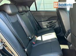 Volkswagen T-Roc R-Line 1.5 eTSI DSG Neues Modell*AHK*Matrix*19"*Android Auto*EasyOpen*SHZ*Kamera*ParkAsstPro*ACC*Keyless 