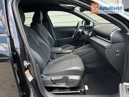 Volkswagen T-Roc R-Line 1.5 eTSI DSG Neues Modell*AHK*Matrix*19"*Android Auto*EasyOpen*SHZ*Kamera*ParkAsstPro*ACC*Keyless 