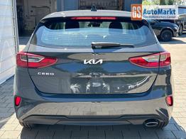 Kia Ceed Silver 1.5 T-GDi, DCT Android Auto*Navi*WinterPak*Kamera*Klima*PDC hinten 