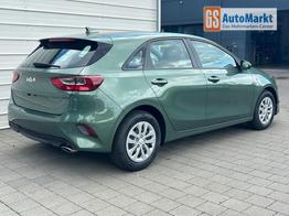 Kia Ceed Silver 1.5 T-GDi, DCT Android Auto*Navi*WinterPak*Kamera*Klima*PDC hinten 