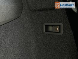 Skoda Karoq Sportline 1.5 TSI DSG AHK*NAVI*Android Auto**SHZ*Keyless*Kamera*ACC 