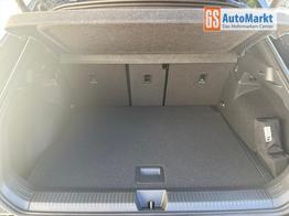 Volkswagen T-Roc R-Line 1.5 eTSI DSG Neues Modell*AHK*BlackStyle*Matrix*19"*Android Auto*EasyOpen*SHZ*Kamera*ParkAsstPro*ACC*Keyless 