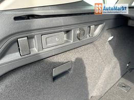 Volkswagen Passat Variant Elegance DSG+AHK+NAVI+MATRIX+MASSAGE+ACC+KAMERA 