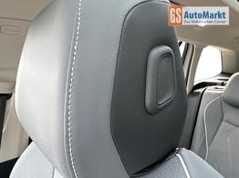 Volkswagen Passat Variant Elegance DSG+AHK+NAVI+MATRIX+MASSAGE+ACC+KAMERA 