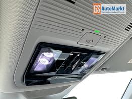 Volkswagen Passat Variant Elegance DSG+AHK+NAVI+MATRIX+MASSAGE+ACC+KAMERA 