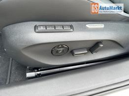 Volkswagen Passat Variant Elegance DSG+AHK+NAVI+MATRIX+MASSAGE+ACC+KAMERA 