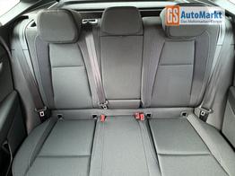 Skoda Karoq Classic KAMERA+eHK+KESSY+SHZ+SMARTLINK+LED+16" ALU 