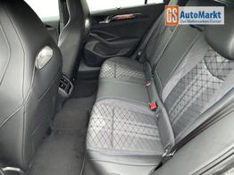 Volkswagen Passat Variant R-Line 4WD+DSG+ Navi+Head-UP+Matrix-LED+ACC 