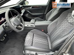 Volkswagen Passat Variant R-Line 4WD+DSG+ Navi+Head-UP+Matrix-LED+ACC 