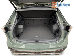 Volkswagen Tiguan R-Line DSG+SHZ+MASSAGE+APP+ACC+KAMERA+LED PLUS+19" LM 
