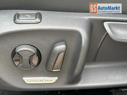 Volkswagen Passat Variant R-Line 4WD+PANO+AHK+HARMAN+NAVI+HUD+Matrix+ACC 