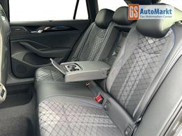 Volkswagen Passat Variant R-Line 4WD+PANO+AHK+HARMAN+NAVI+HUD+Matrix+ACC 