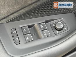 Volkswagen Passat Variant R-Line 4WD+PANO+AHK+HARMAN+NAVI+HUD+Matrix+ACC 