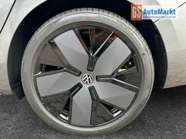 Volkswagen Passat Variant R-Line 4WD+PANO+AHK+HARMAN+NAVI+HUD+Matrix+ACC 