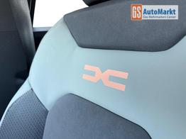 Dacia Duster Extreme KAMERA+PDC+KLIMA+SHZ+17"ALU 