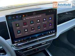 Volkswagen Passat Variant Elegance DSG+AHK+NAVI+MATRIX+MASSAGE+ACC+KAMERA 