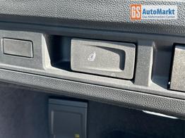 Volkswagen Passat Variant Elegance DSG+AHK+NAVI+MATRIX+MASSAGE+ACC+KAMERA 