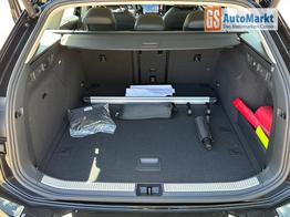 Volkswagen Passat Variant Elegance DSG+AHK+NAVI+MATRIX+MASSAGE+ACC+KAMERA 