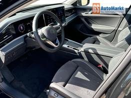 Volkswagen Passat Variant Elegance DSG+AHK+NAVI+MATRIX+MASSAGE+ACC+KAMERA 