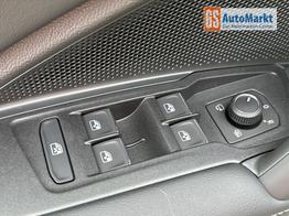 Volkswagen Tiguan R-Line DSG+HARMAN+20"ALU+MATRIX+MASSAGE+ACC+KAMERA 