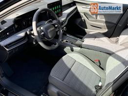 Skoda Superb Combi Selection DSG+4WD+AHK+NAVI+EL. HECKKL.+SHZ V+H 