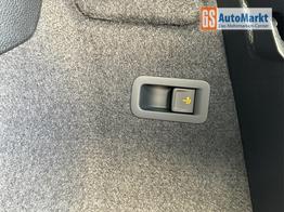 Skoda Karoq Selection AHK+KAMERA+EL. HECKKL.+SHZ+ACC+KESSY+18''ALU 