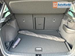 Skoda Karoq Selection AHK+KAMERA+EL. HECKKL.+SHZ+ACC+KESSY+18''ALU 